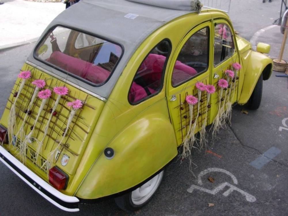voiture-mariage-reception-fleuriste-art-et-nature